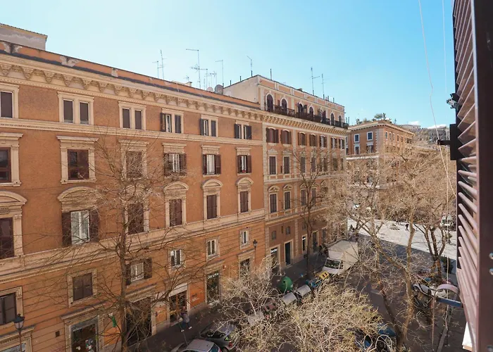 Lux San Pietro 公寓 *